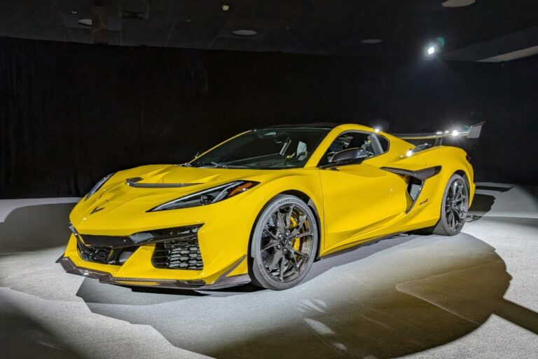 2026 Chevy Corvette Coupe Specs